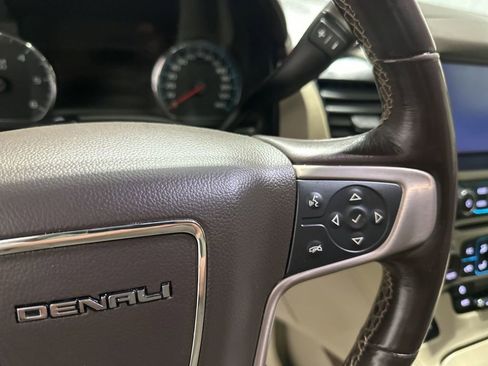 Used 2018 GMC Yukon XL Denali w/ Open Road Package AWD/4WD image 17