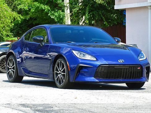 Used 2022 Toyota GR86 w/ ALL Weather Mat Package (TMS) RWD image 13