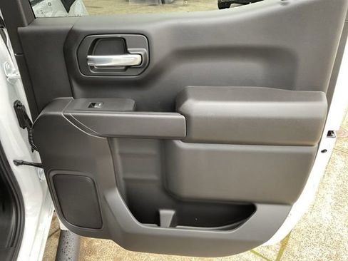 New 2026 Chevrolet Silverado 1500 Custom w/ Turbomax Blackout Package image 29
