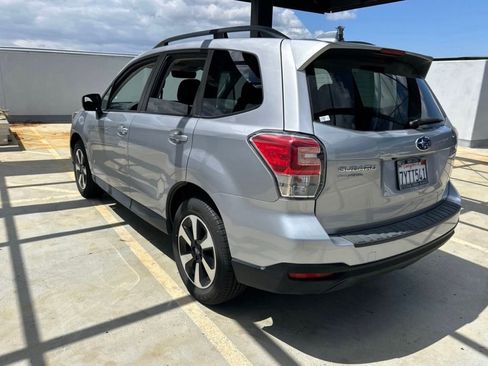 Used 2017 Subaru Forester 2.5i Premium w/ Popular Package #2A AWD/4WD image 5