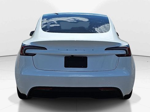 Used 2024 Tesla Model 3 Long Range RWD image 5
