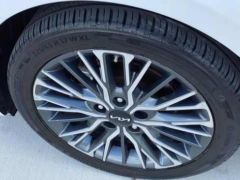 Used 2023 Kia Forte GT-Line w/ GT-Line Technology Package image 37