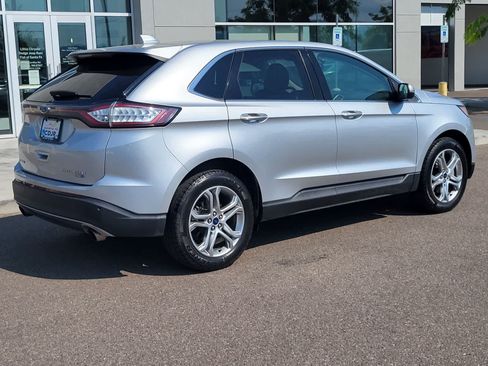 Used 2016 Ford Edge Titanium w/ Technology Package AWD/4WD image 5