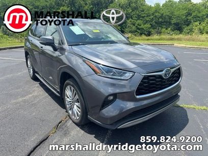 Used 2023 Toyota Highlander Platinum