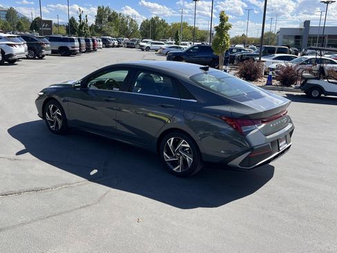 Certified 2026 Hyundai Elantra Limited FWD image 16