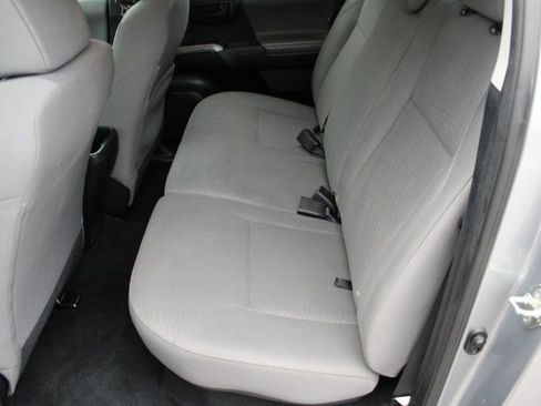 Used 2017 Toyota Tacoma SR5 image 16