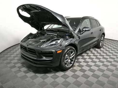 Certified 2026 Porsche Macan image 34