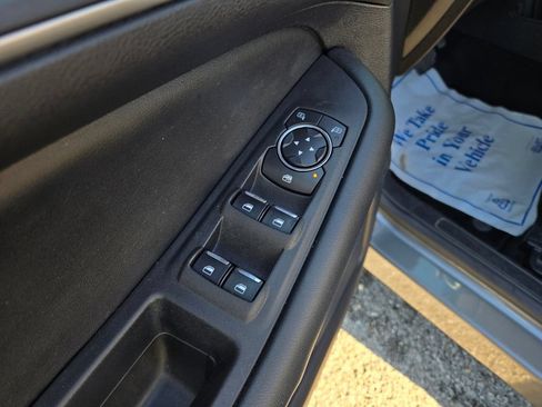 Used 2022 Ford Edge SEL AWD/4WD image 12