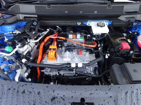 Certified 2024 Chevrolet Equinox EV LT w/ LPO, Blackout Package FWD image 10