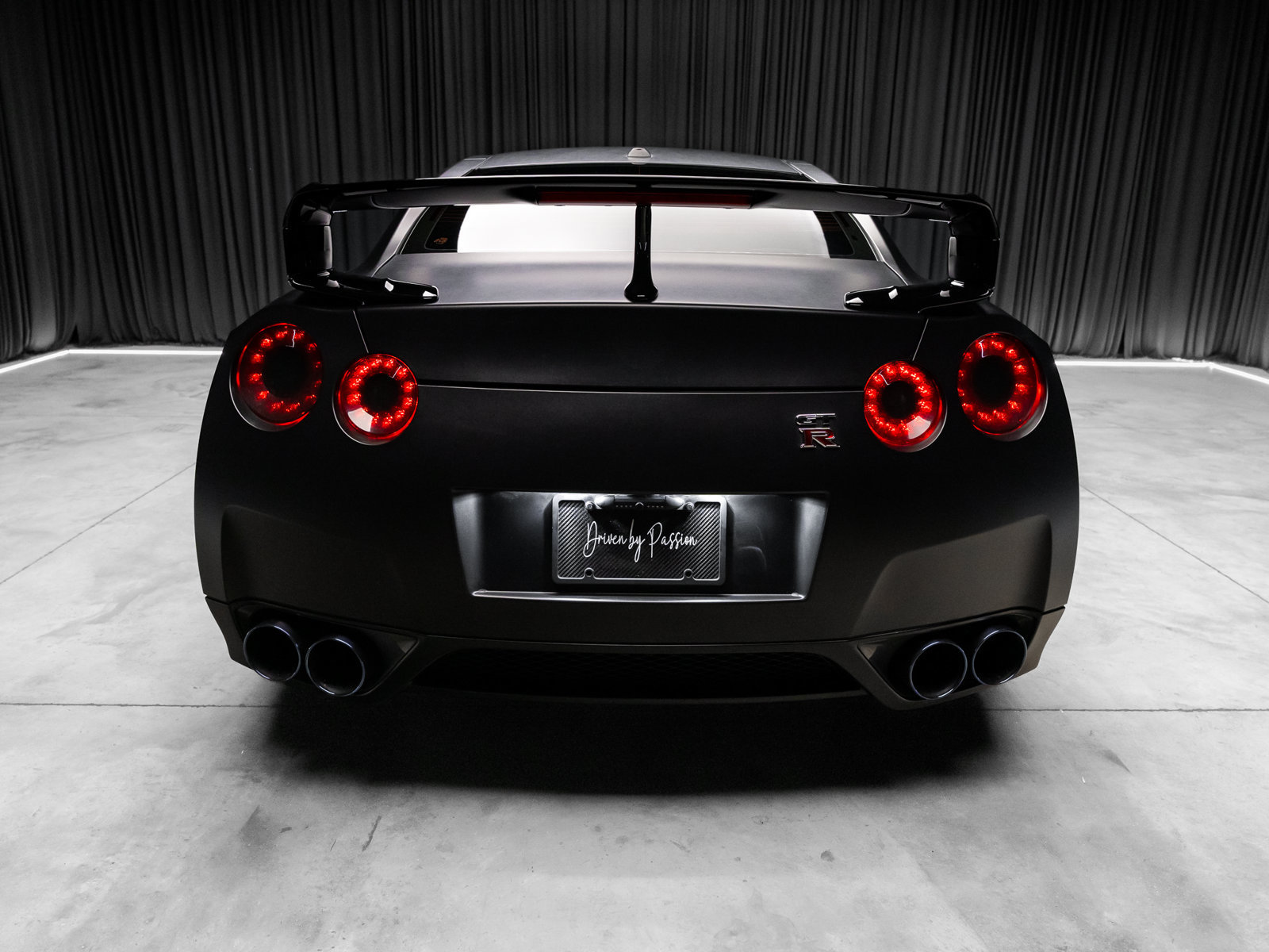 Used 2009 Nissan GT-R Premium AWD/4WD image 15
