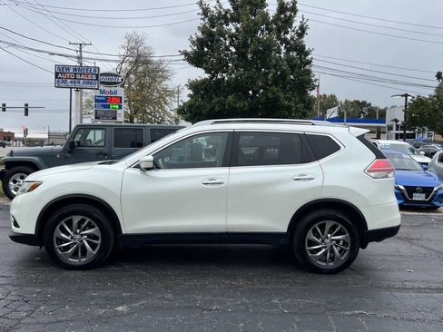 Used 2015 Nissan Rogue SL w/ SL Premium Package image 2