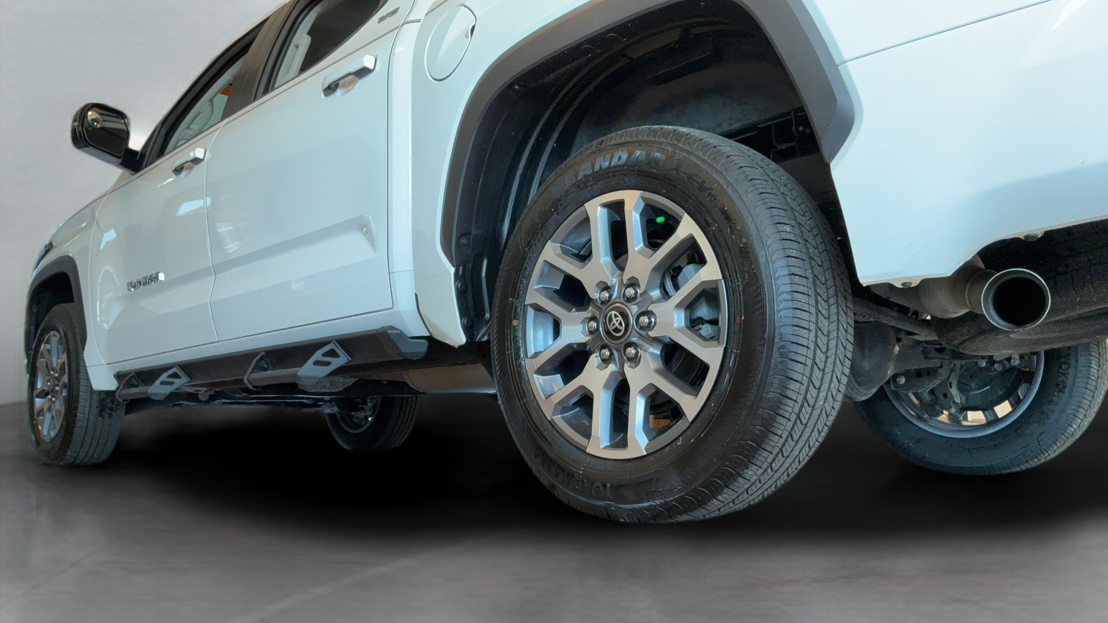 Used 2024 Toyota Tundra SR5 w/ SR5 Premium Package AWD/4WD image 47