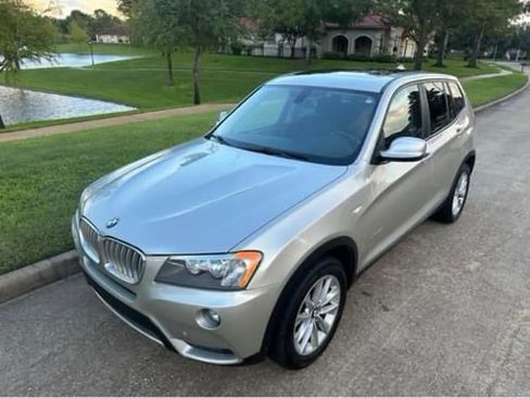 Used 2013 BMW X3 xDrive28i AWD/4WD image 2