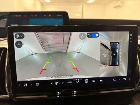 New 2025 Ford Expedition Platinum w/ Stealth Appearance Package image 23