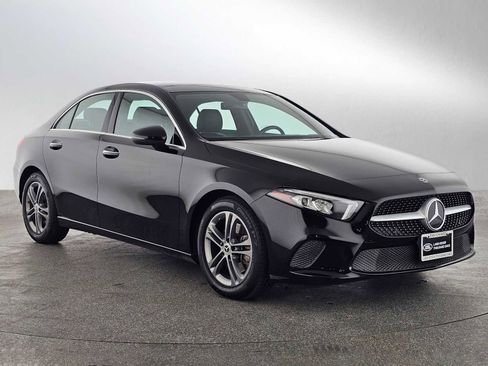 Used 2020 Mercedes-Benz A 220 image 7