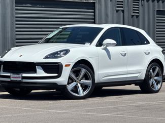 Certified 2023 Porsche Macan AWD/4WD video 1