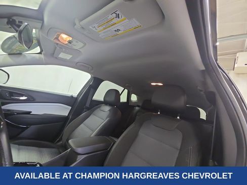 Used 2025 Chevrolet Trax LT w/ Driver Confidence Package FWD image 25