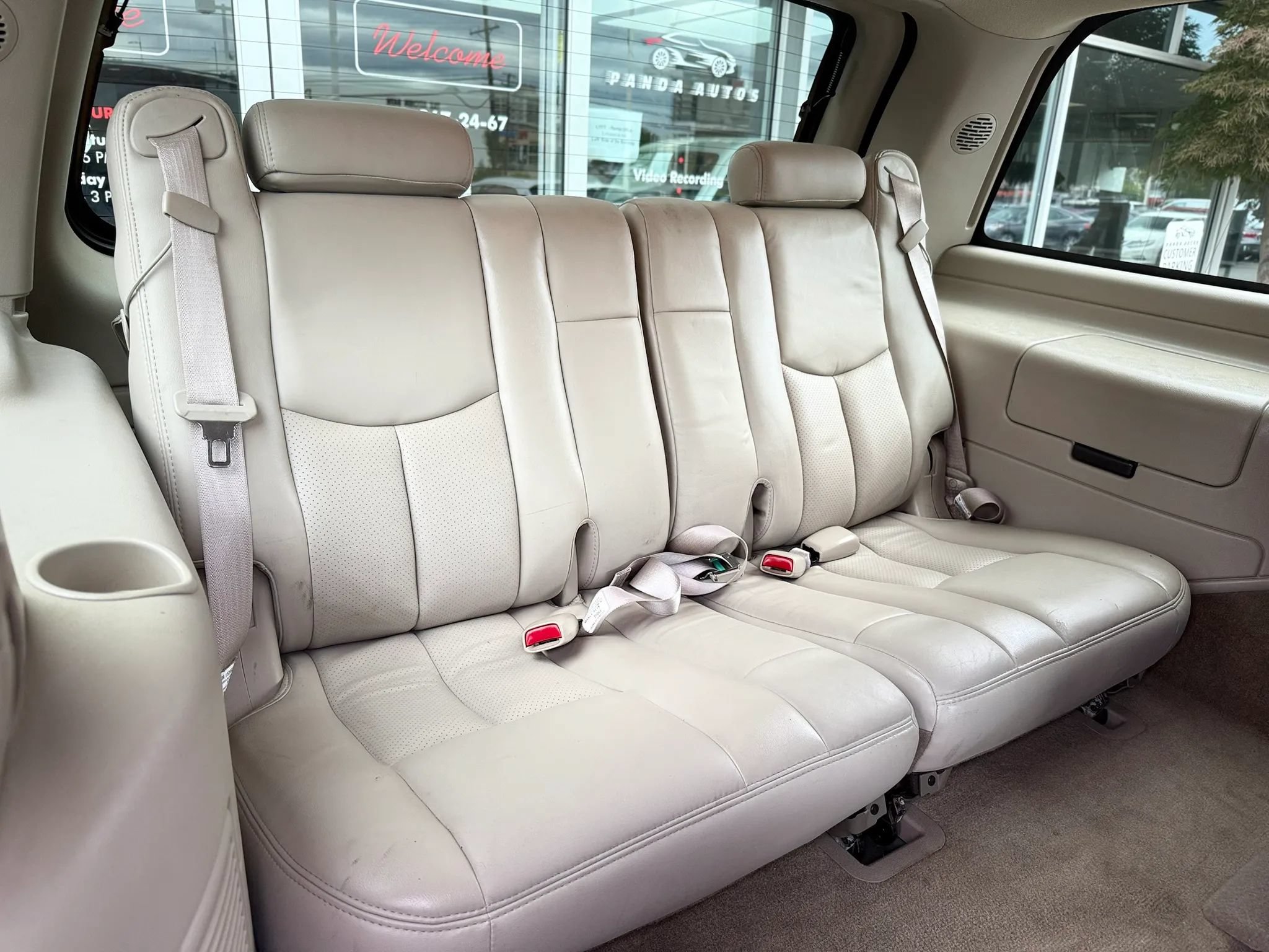 Used 2005 Cadillac Escalade AWD image 34