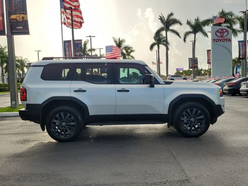 Used 2026 Toyota Land Cruiser w/ Premium Package AWD/4WD image 13