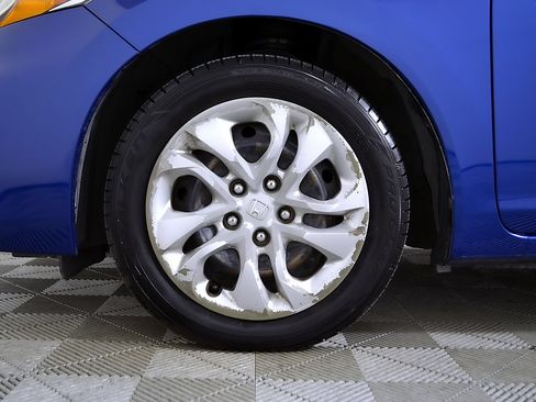 Used 2015 Honda Civic LX image 12