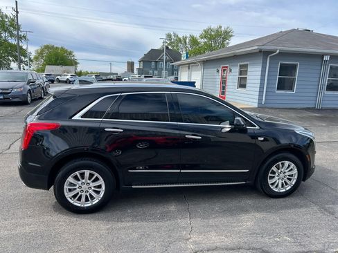 Used 2018 Cadillac XT5 Luxury w/ Driver Awareness Package FWD image 3