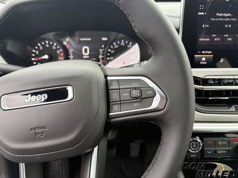 New 2026 Jeep Compass Limited image 15
