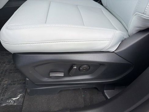 New 2026 Ford Explorer Platinum AWD/4WD image 14