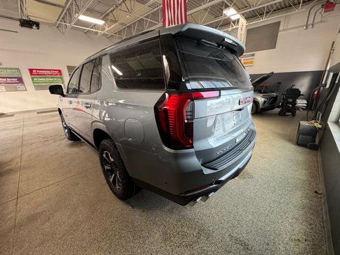 New 2026 GMC Yukon AT4 w/ AT4 Premium Package image 7