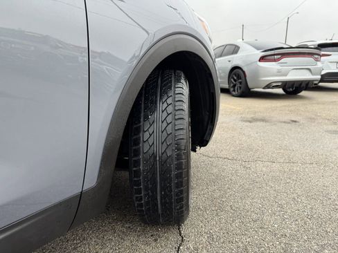 Used 2020 Kia Sorento LX image 10