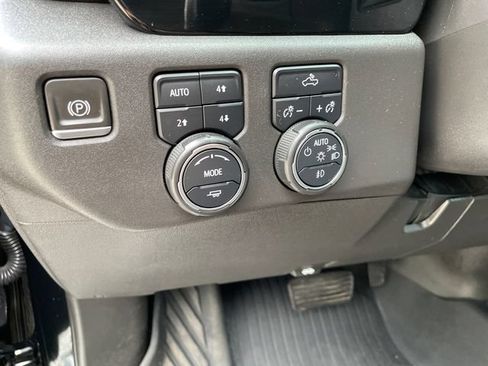 Used 2022 Chevrolet Silverado 1500 LT Trail Boss AWD/4WD image 26