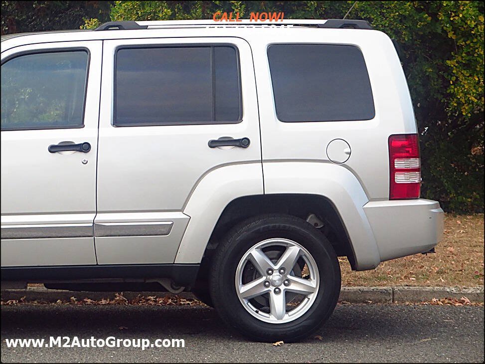 Used 2008 Jeep Liberty Limited w/ Premium Group AWD/4WD image 31