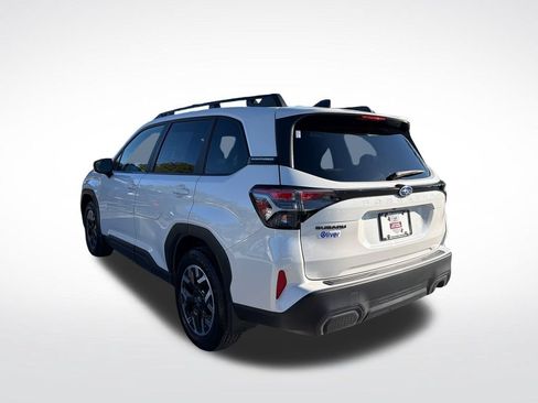 Certified 2025 Subaru Forester Premium AWD/4WD image 13
