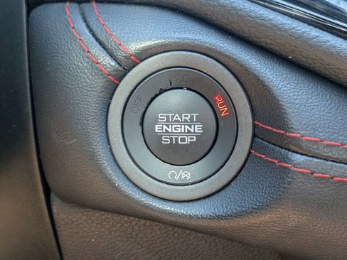 Used 2023 Dodge Durango GT RWD image 29