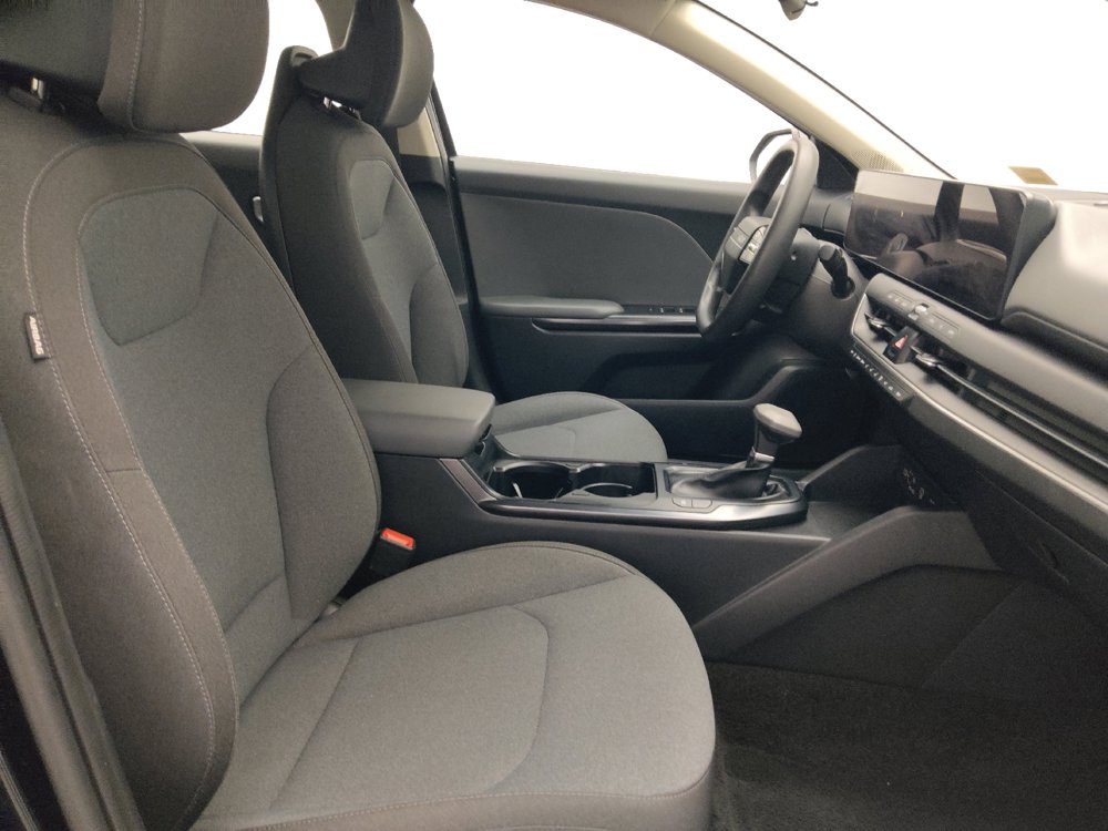 Used 2025 Kia K4 FWD image 21