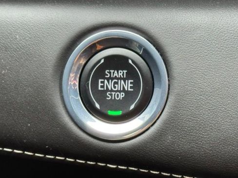 Certified 2023 Cadillac Escalade Premium Luxury Platinum image 21