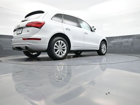 Used 2016 Audi Q5 2.0T Premium Plus w/ Technology Package image 30