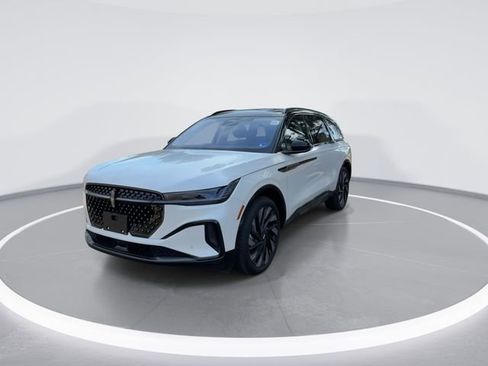 New 2026 Lincoln Nautilus Reserve w/ Jet Appearance Package image 3