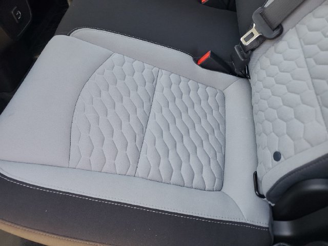 Used 2020 Chevrolet Equinox LS w/ LPO, Floor Liner Package FWD image 14