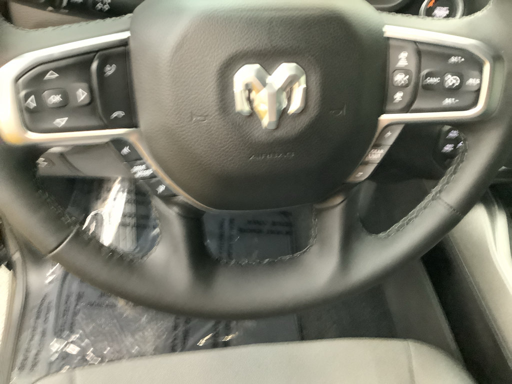 New 2026 RAM 1500 Big Horn AWD/4WD image 14