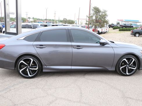 Used 2020 Honda Accord Sport image 8