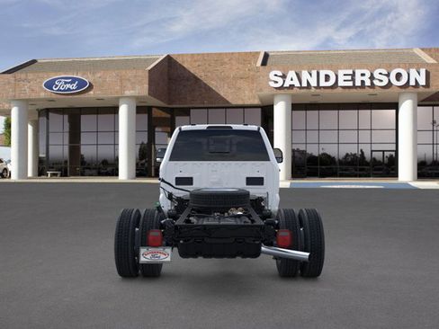 New 2026 Ford F550 4x4 Crew Cab image 6