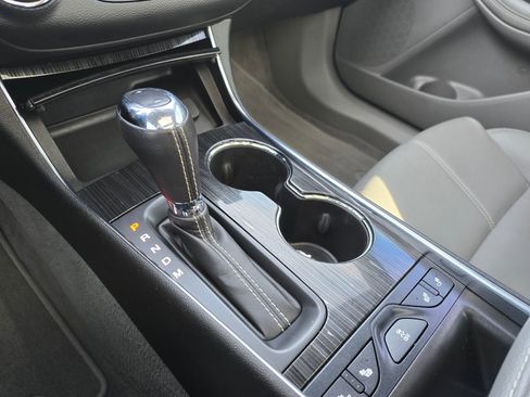 Used 2019 Chevrolet Impala LT image 20