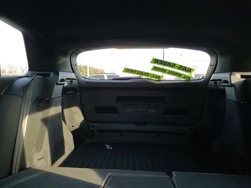 Used 2024 Audi Q4 e-tron Premium image 25