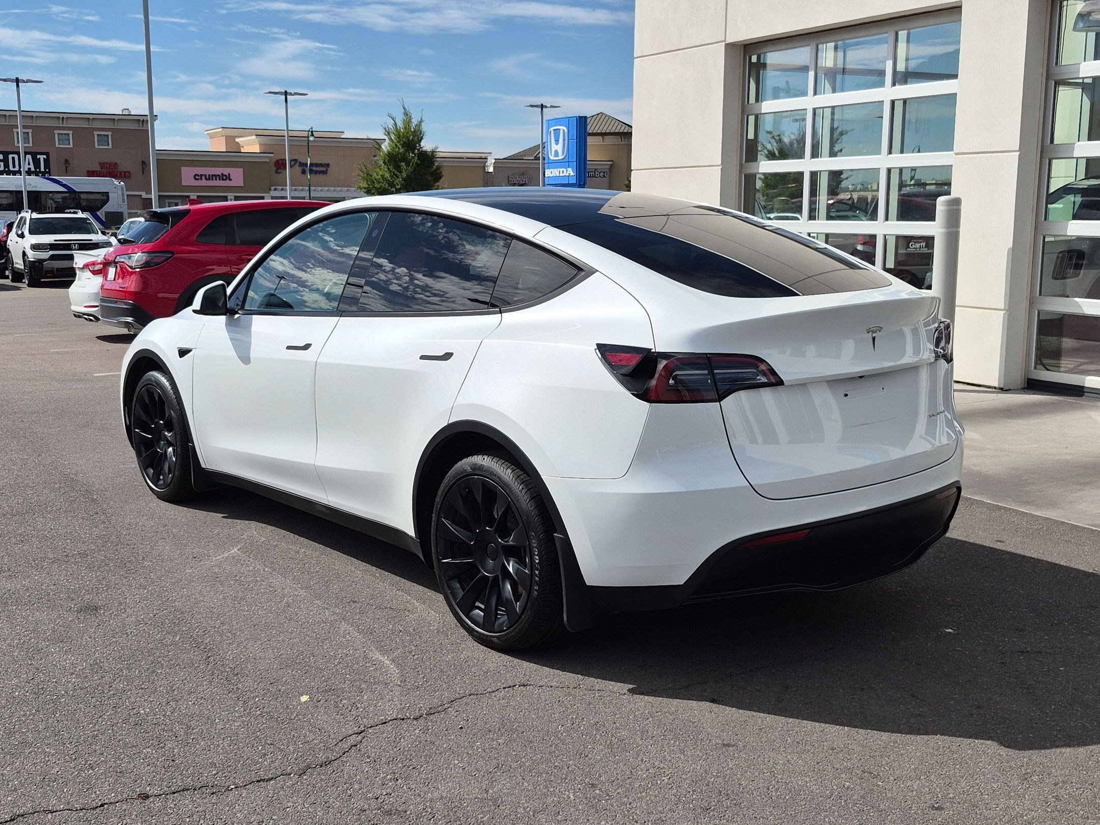 Used 2023 Tesla Model Y Long Range AWD/4WD image 9