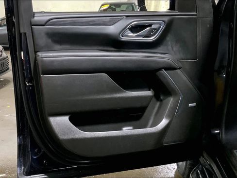 Used 2021 GMC Yukon SLT w/ SLT Premium Package image 22