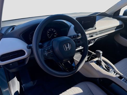 Certified 2023 Honda HR-V LX image 9