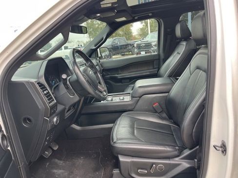 Used 2021 Ford Expedition Limited image 13