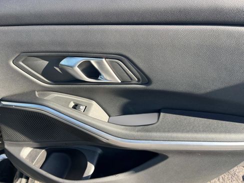 Used 2025 BMW 330i xDrive 330i xDrive Sedan AWD image 21