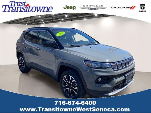 Used 2022 Jeep Compass Limited AWD/4WD image 1