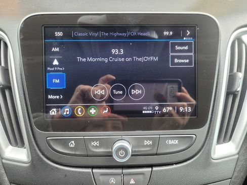 Used 2023 Chevrolet Malibu LT FWD image 25